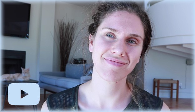 Кассандра Бэнксон ведет блог про акне — опираясь на свой опыт и исследования