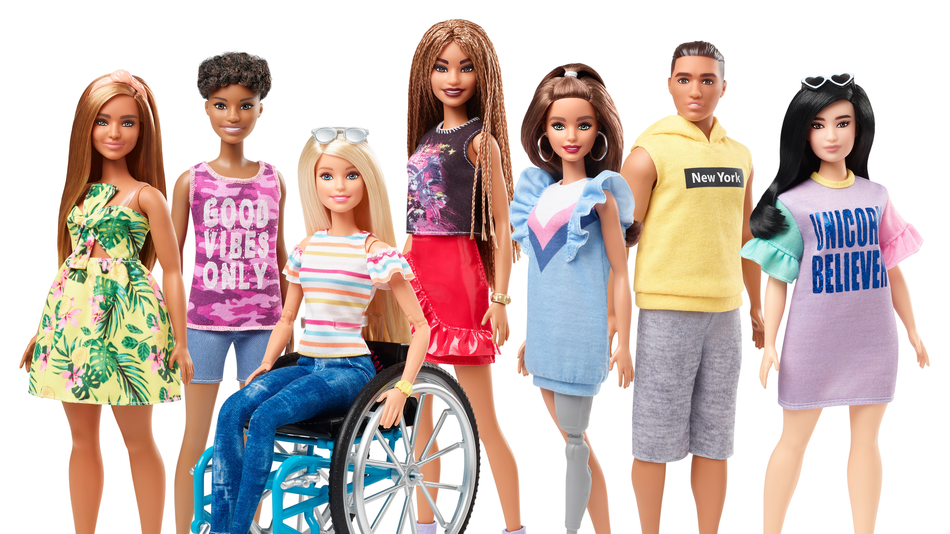 Mattel выпустят Барби в инвалидной коляске и с протезами