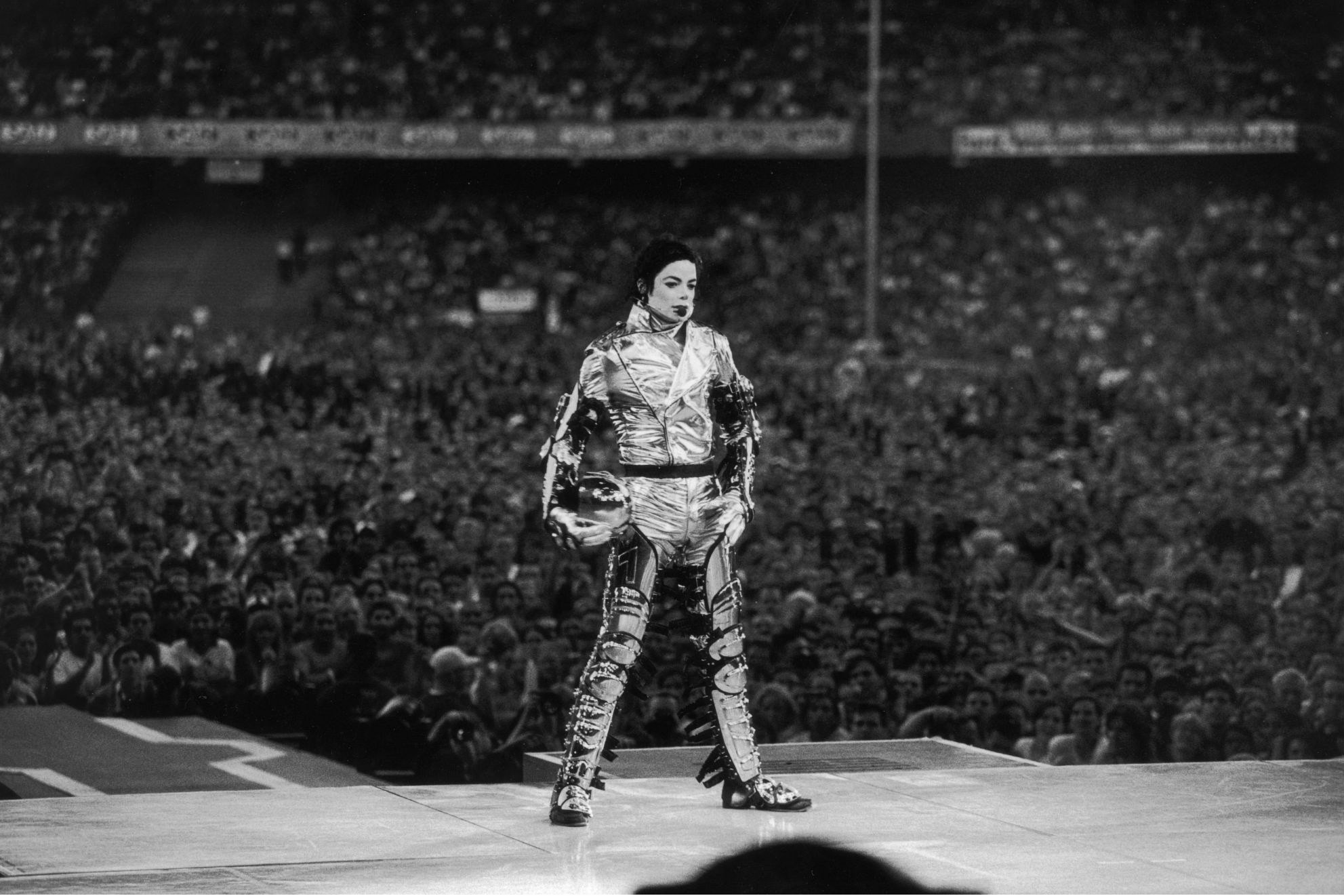 Песни Майкла Джексона перестали ставить на радио в Канаде и Новой Зеландии