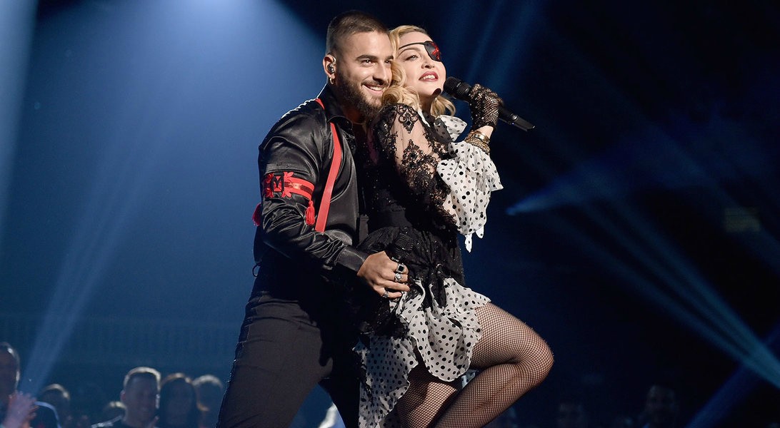 Мадонна выступила со своими голограммами на Billboard Music Awards