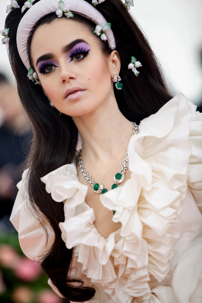 20 Luchshih Makiyazhej I Prichesok Met Gala 2019