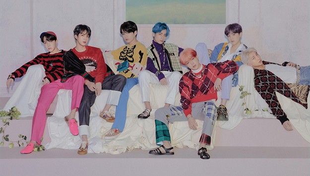 BTS: что нужно знать о главной k-pop-группе, с которой делает коллекцию Uniqlo