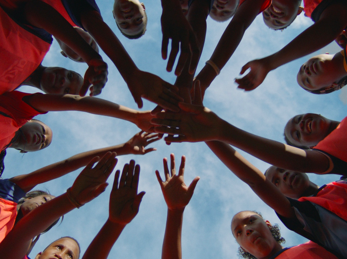 Посмотрите документальный фильм Nike и платформы Gurls Talk о футболистках из разных стран