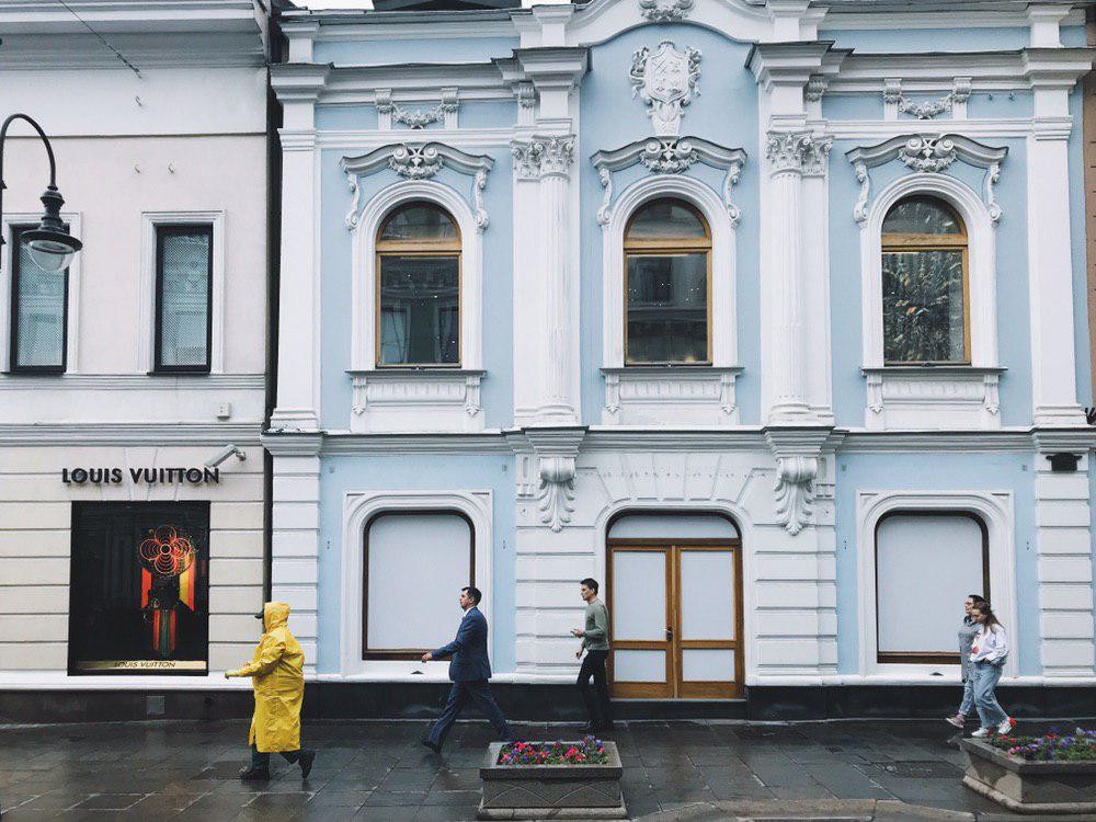 В Москве закрылся флагманский бутик Christian Louboutin