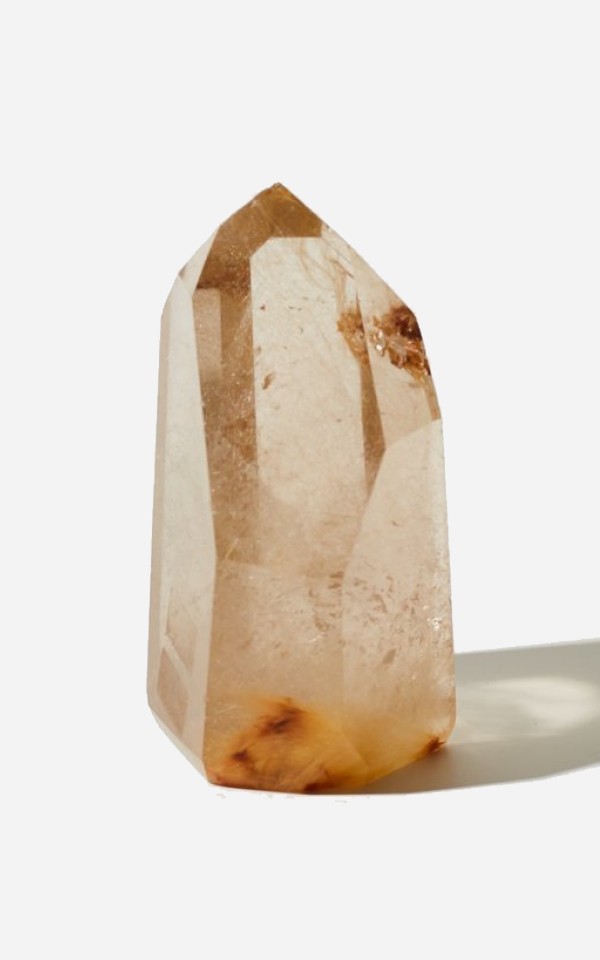 «Магические камни»: почему все помешались на кристаллах и сколько они стоят на самом деле?