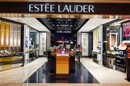 Доходы Estée Lauder выросли на $15 миллиардов 
