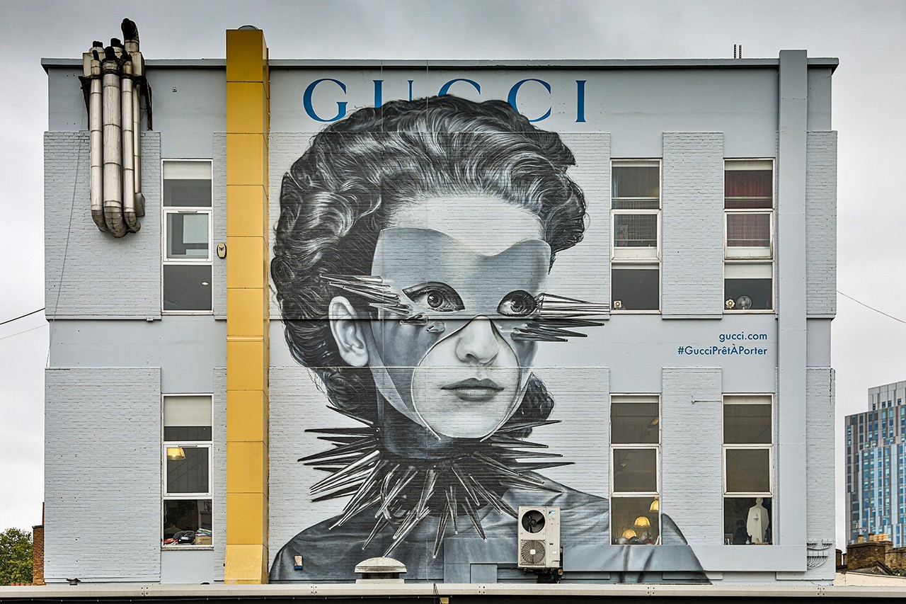 Gucci показали новые граффити – они посвящены моде второй половины XX века