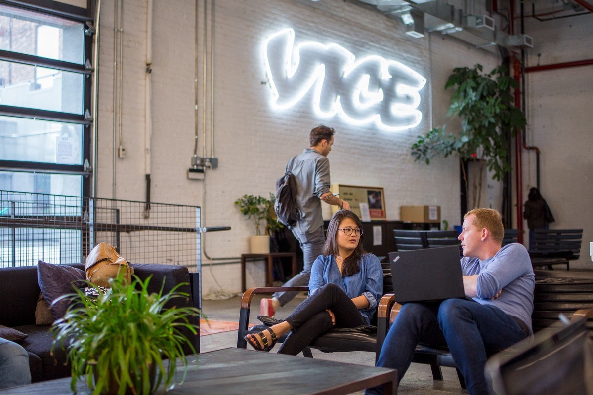 Vice Media приобрели независимый сайт о моде Refinery29