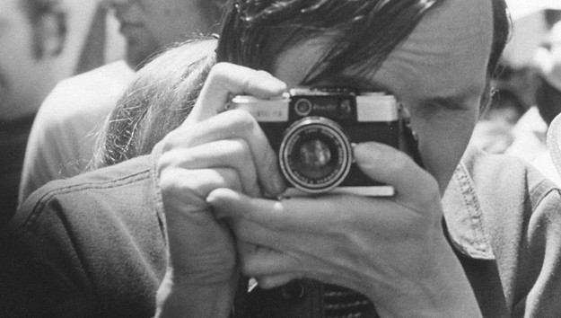 «Времена Билла Каннингема»: фильм о фотографе и гуманисте на основе откровенного интервью
