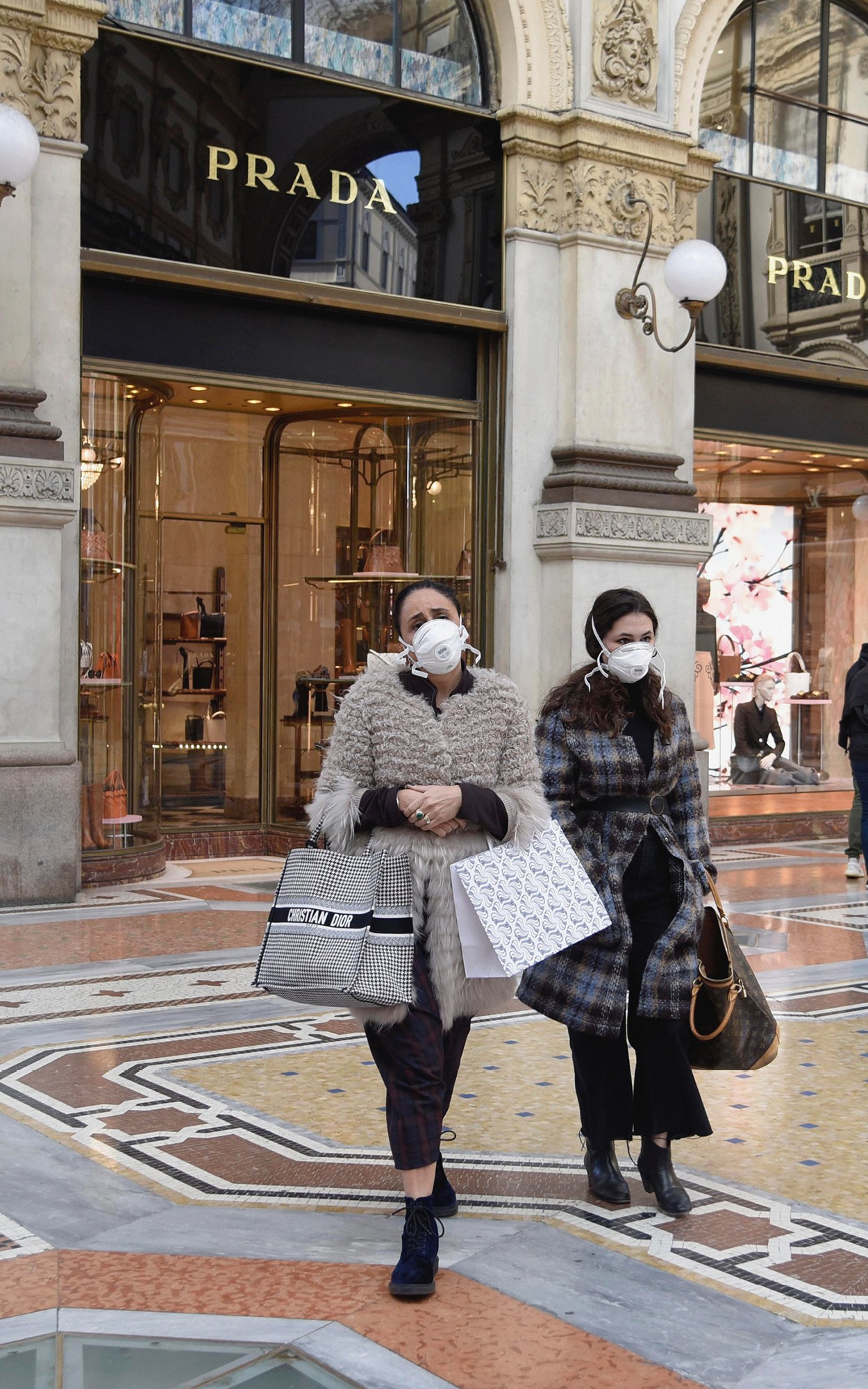 Коронавирус ударил и по Италии. Сколько модная индустрия уже потеряла из-за эпидемии?
