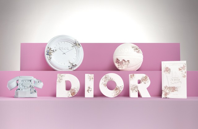 Dior и скульптор Даниэль Аршам выпустили коллекцию арт-объектов