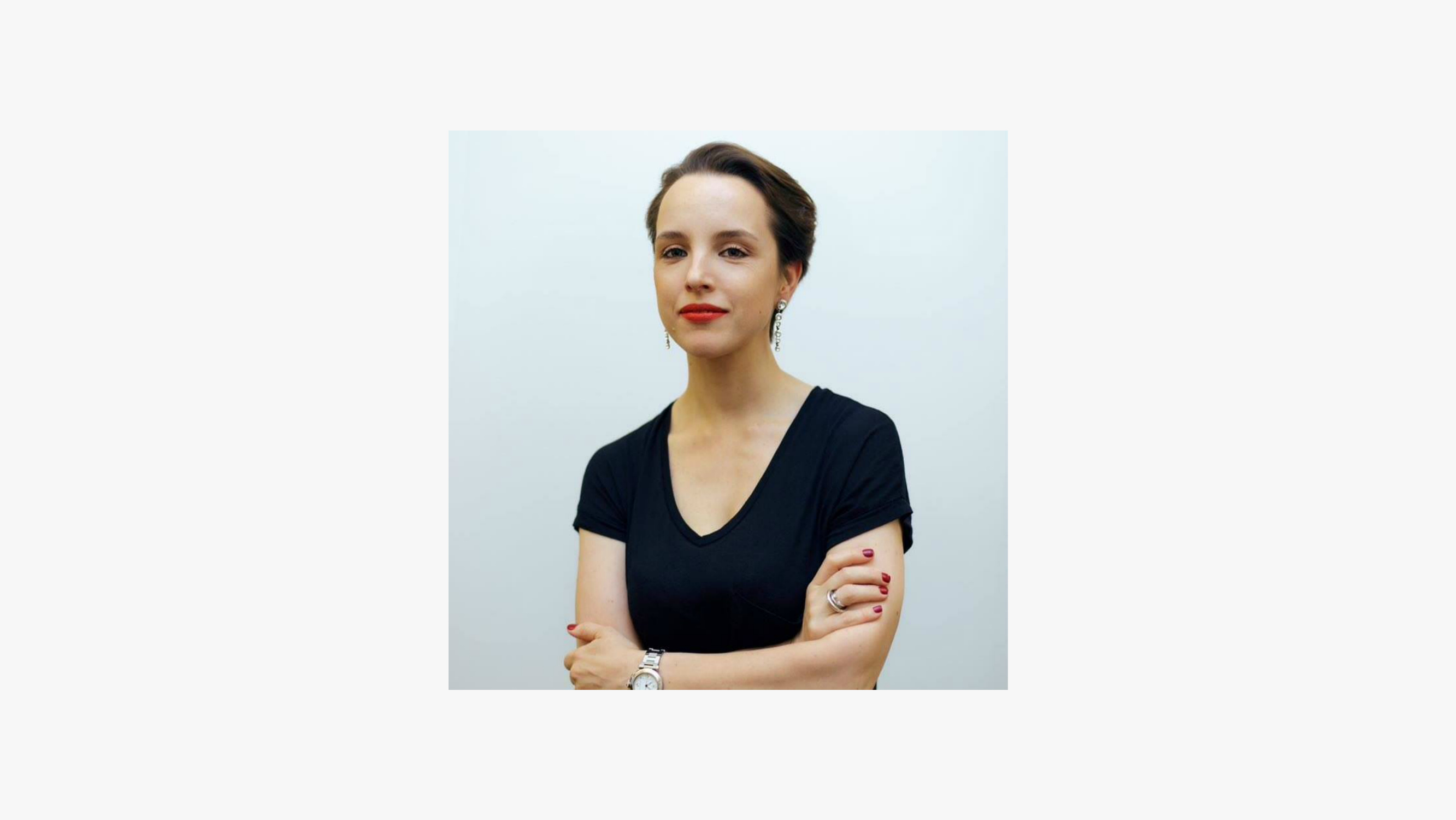 Специалистка по коммуникациям Анастасия Ландер запускает онлайн-курс о деловой переписке