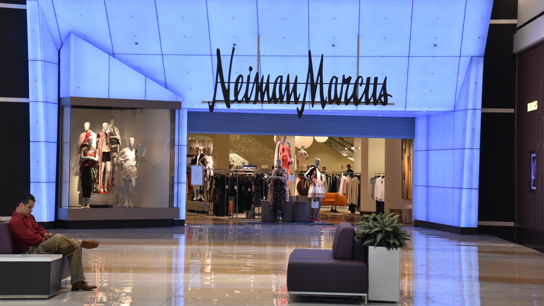 Американская сеть универмагов Neiman Marcus, возможно, скоро объявит о банк...