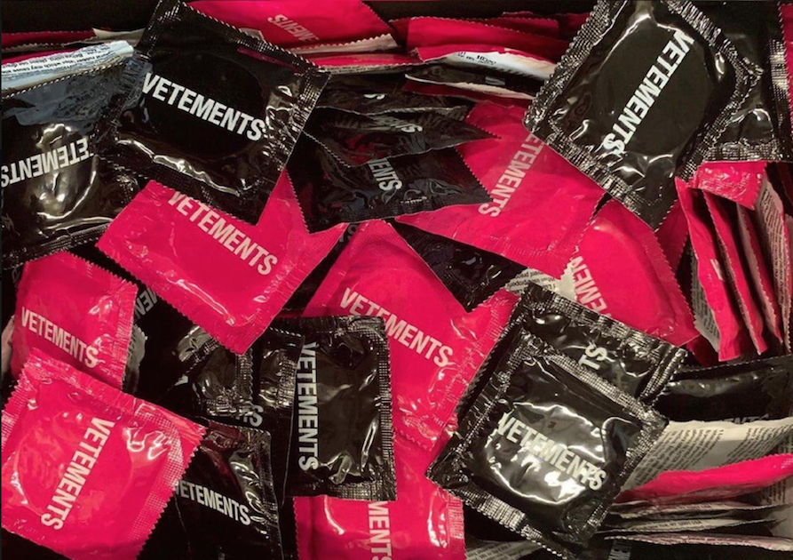 Vetements запустили новый провокацийонный  аккаунт в Instagram — Vetements Uncencored