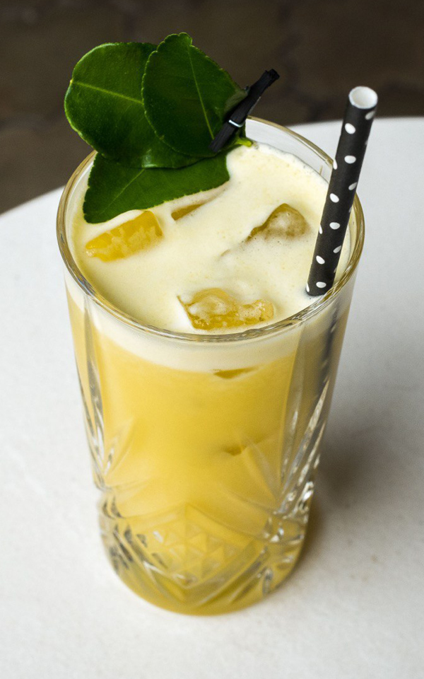 Лимонад — главный напиток лета. Его можно сделать не только освежающим, но и полезным!