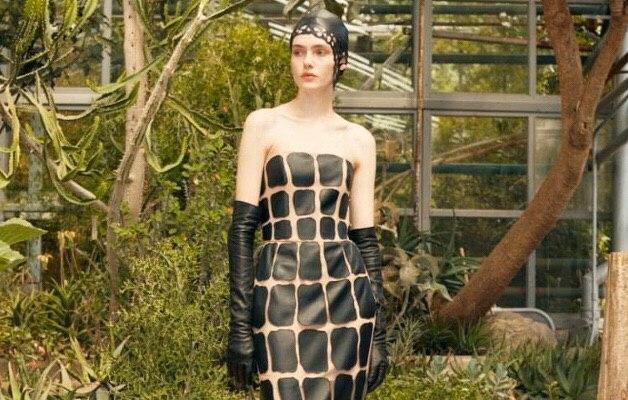 Таинственный сад и мода 1980-х — в новой кутюрной коллекции Yanina Couture
