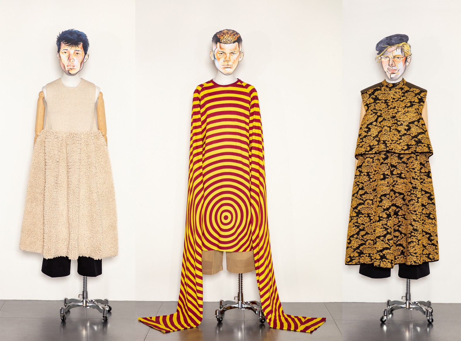 Маски художников, мужские платья и цветочные принты — в новой мужской коллекции J.W. Anderson 