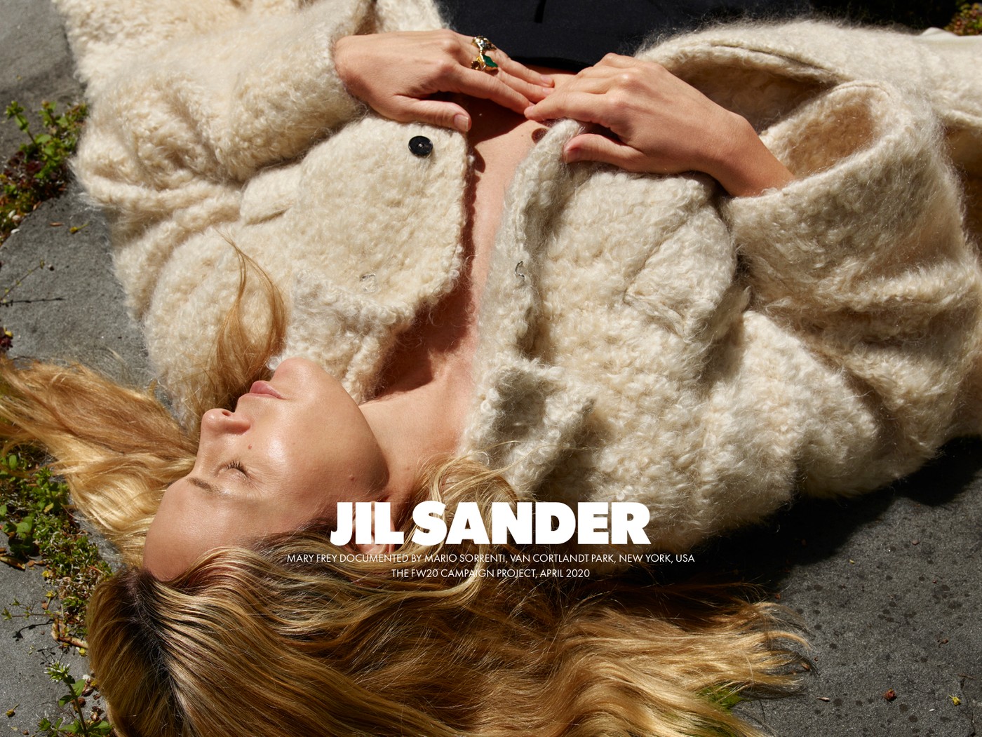 Марио Сорренти и еще пять фотографов сняли новую кампанию Jil Sander во время самоизоляции