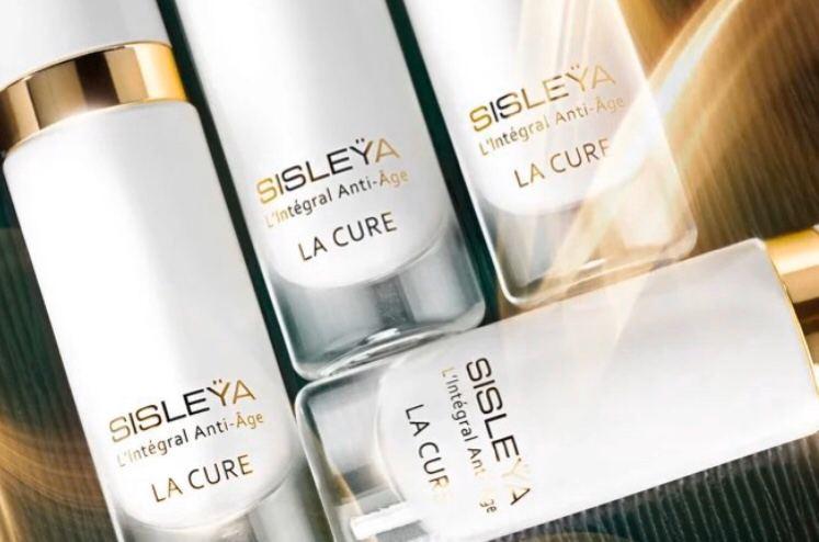 Sisley выпустили новое антивозрастное средство  Sisleÿa La Cure