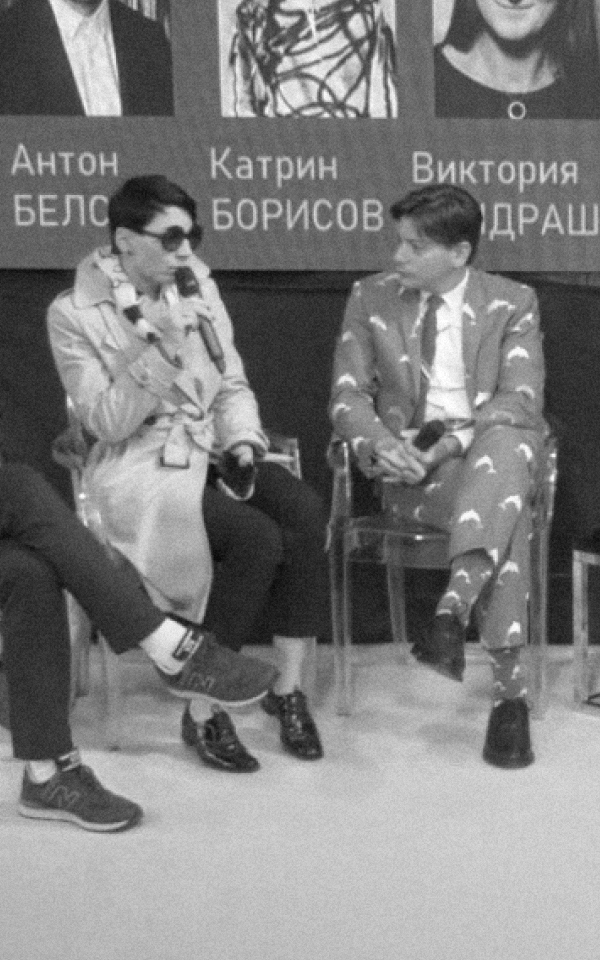 #КультураЖиви. Будущее креативных индустрий в России: что ждет художников и музеи?