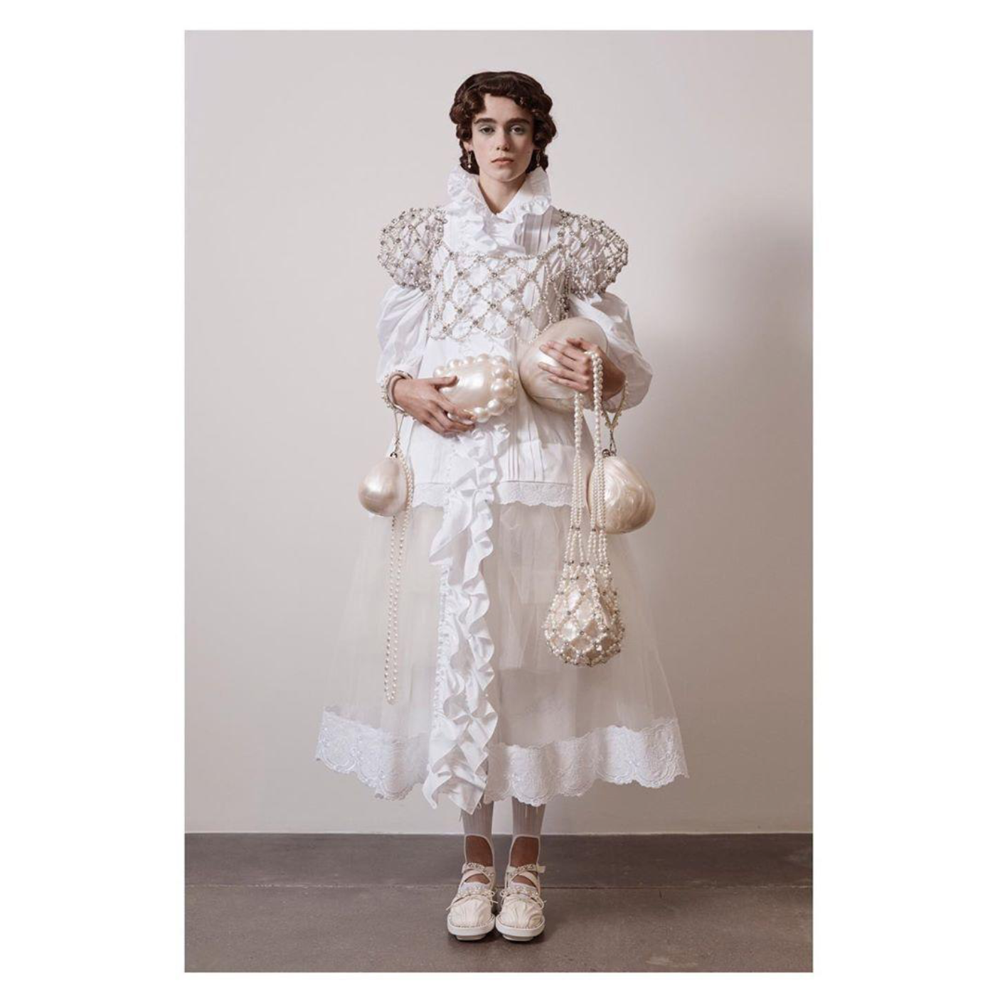 Power-dressing для принцесс — в новой коллекции Simone Rocha