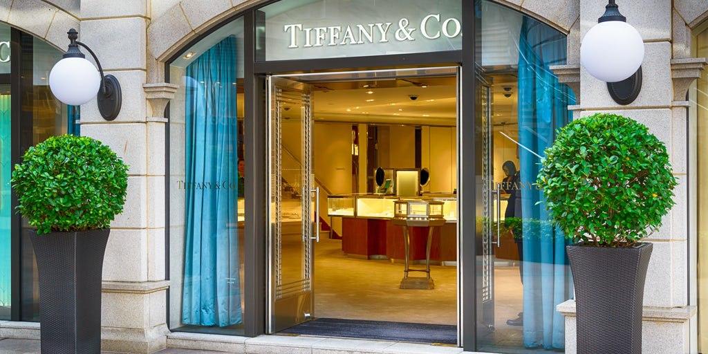 LVMH и Tiffany & Co. договорились о снижении стоимости сделки на $425 миллионов