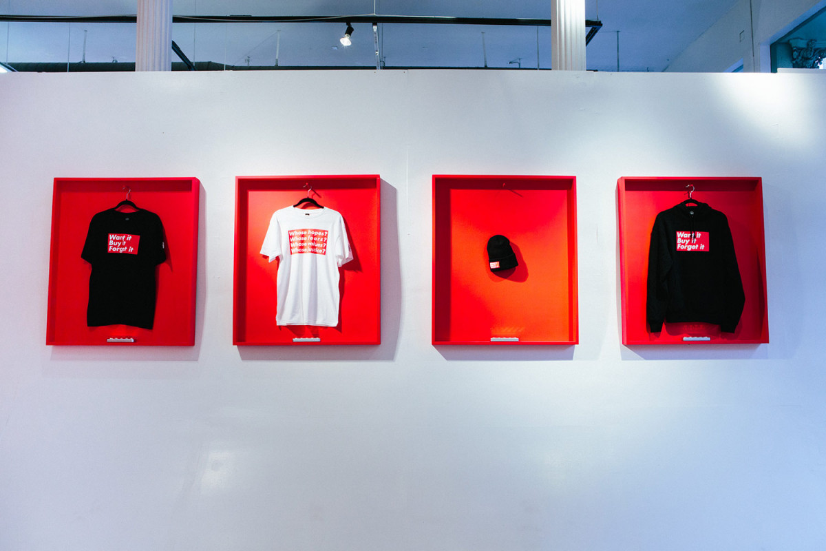 Как сделать логотип supreme