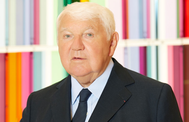 Президент Longchamp Филипп Кассегрен умер от коронавируса. Он создал сумку Le Pliage