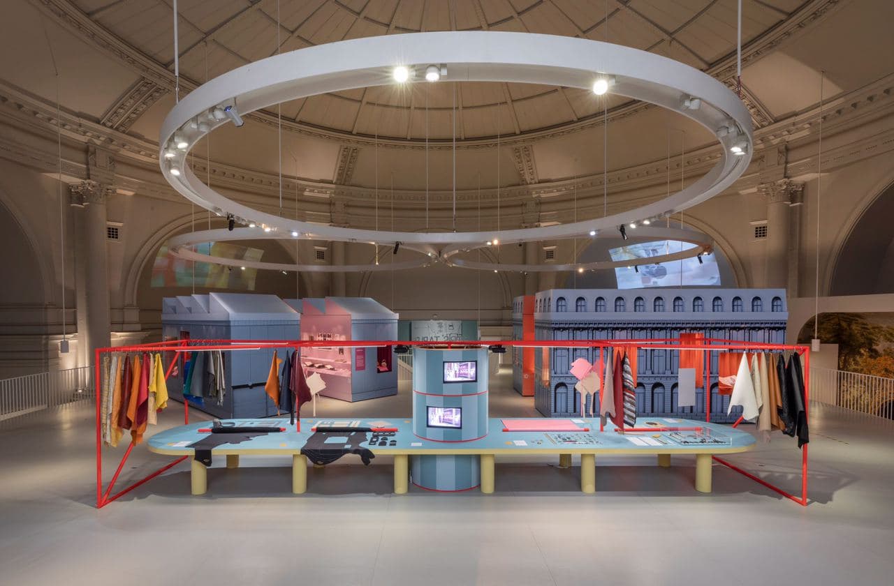 Hermès Birkin Джейн Биркин и не только: в Музее Виктории и Альберта пройдет выставка сумок