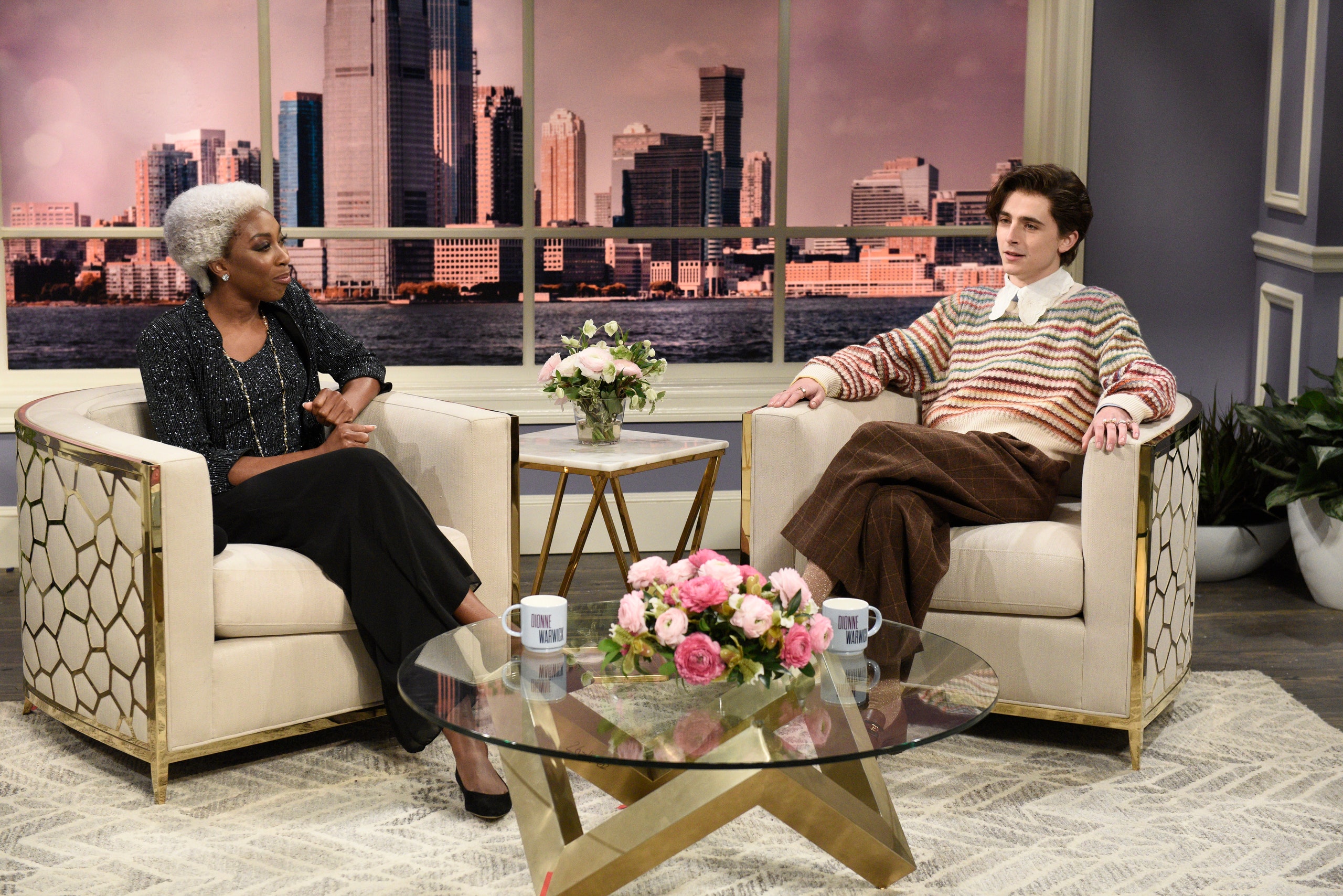 Взгляните на Тимоти Шаламе в роли Гарри Стайлза — актер стал героем шоу Saturday Night Live