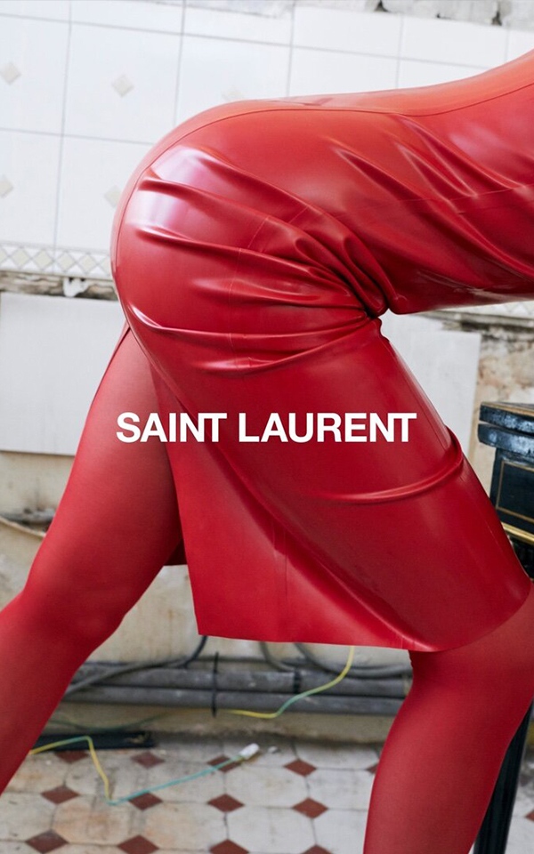Не можете забыть латекс и прозрачные блузы Saint Laurent? Их еще можно купить!
