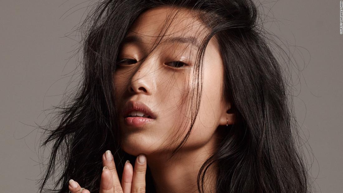 27-летняя модель, фотограф и блогер Маргарет Чжан — новый главный редактор Vogue China