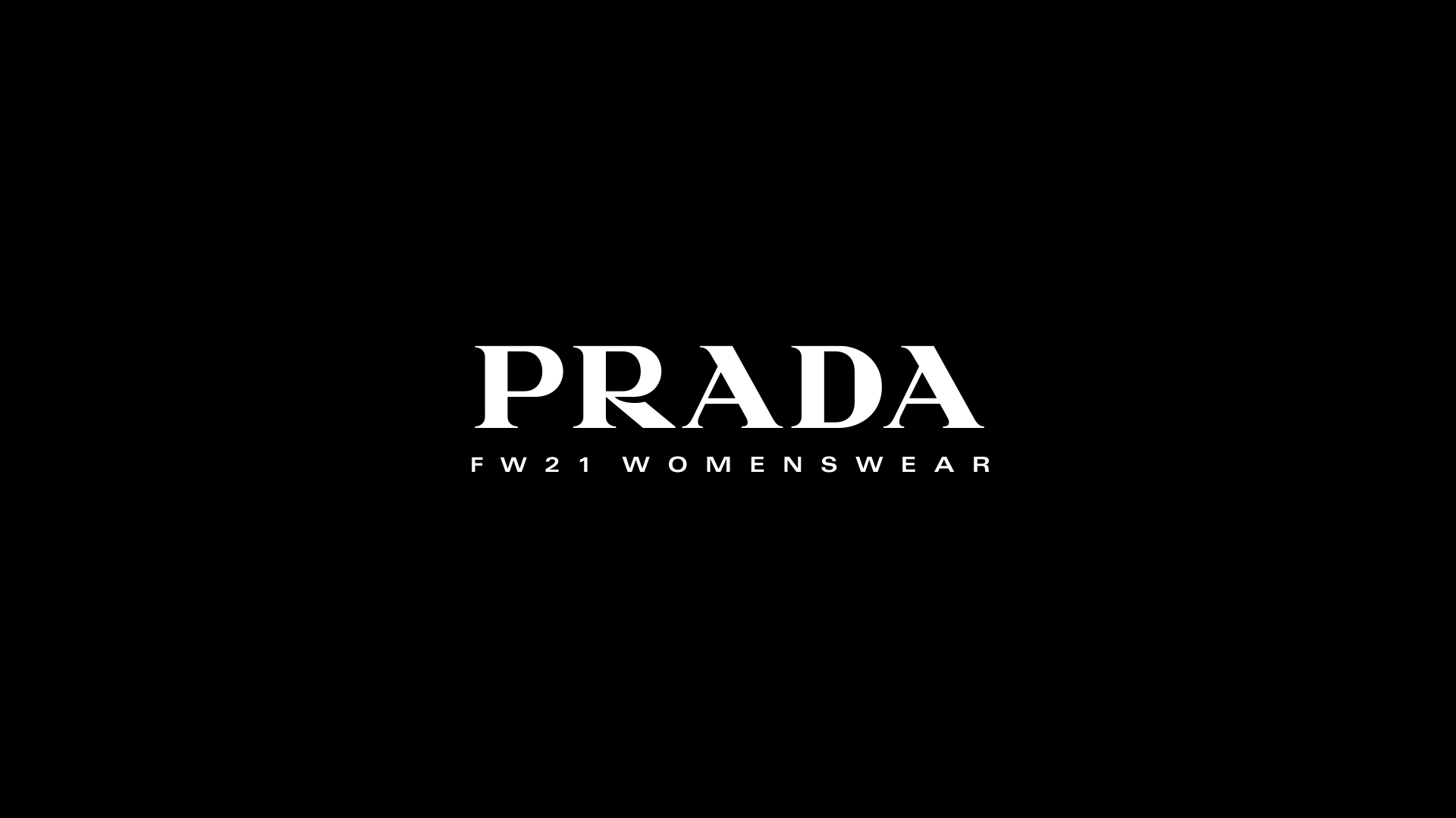 Подключайтесь к онлайн-трансляции показа Prada — он начнется через пару минут