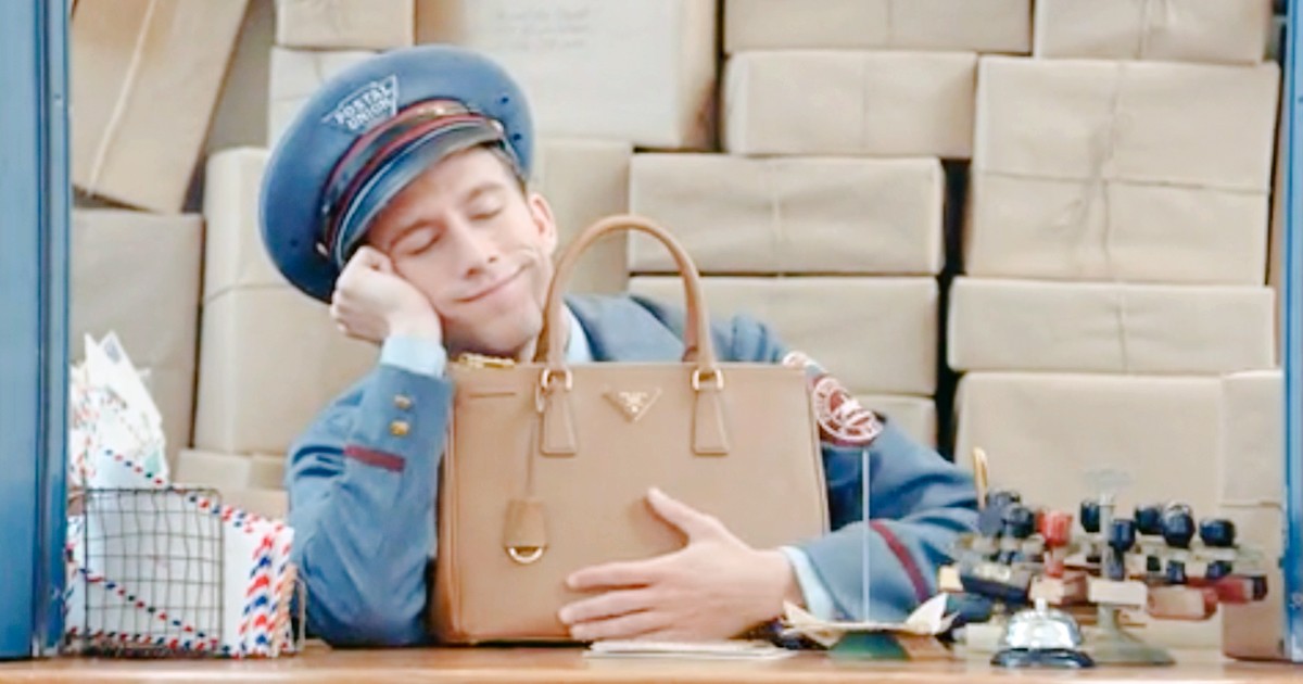 Prada сняли серию фильмов о сумке Prada Galleria Bag