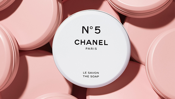 «Фабрика Chanel №5»: что нельзя пропустить в лимитированной линии