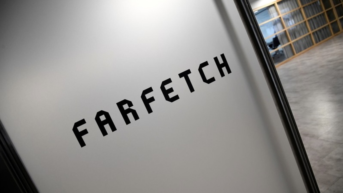 Акции Farfetch упали из-за потери доходов