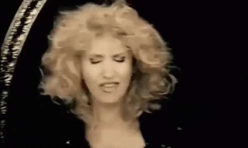 Шальная императрица аллегрова. С головой шальную песня. С головой шальную песня. Гарики игоря губермана. С головой шальную песня.