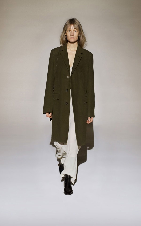 Хватит моды: как fashion-аскетизм стал трендом