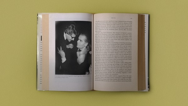 Алисия Дрейк: «Красивое падение: мода, гений и блистательные излишества в Париже 1970-х».