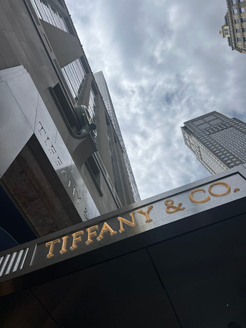 Флагман Tiffany & Co. на Пятой Авеню открылся после реконструкции