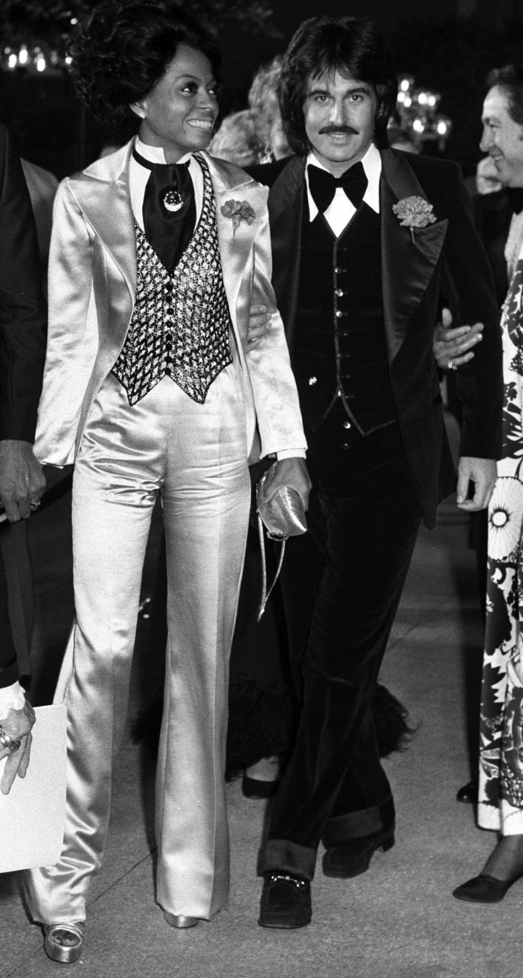 брючный костюм женский история моды. efb12667b15c126d97b490df015953ad. брючный костюм женский история моды фото. брючный костюм женский история моды-efb12667b15c126d97b490df015953ad. картинка брючный костюм женский история моды. картинка efb12667b15c126d97b490df015953ad. Даже подумать страшно, что бы сказали поборники морали начала 20 века, увидев они гардероб современной девушки. Мини-юбки, прозрачные блузки, короткие шорты и (о нет!) брючный костюм. Да-да, когда-то брючный костюм считался верхом дерзости и неприличия. Ношение этого скандального предмета гардероба в общественном месте каралось внушительными штрафами и даже тюремным заключением. брючный костюм женский история моды. efb12667b15c126d97b490df015953ad. брючный костюм женский история моды фото. брючный костюм женский история моды-efb12667b15c126d97b490df015953ad. картинка брючный костюм женский история моды. картинка efb12667b15c126d97b490df015953ad. Даже подумать страшно, что бы сказали поборники морали начала 20 века, увидев они гардероб современной девушки. Мини-юбки, прозрачные блузки, короткие шорты и (о нет!) брючный костюм. Да-да, когда-то брючный костюм считался верхом дерзости и неприличия. Ношение этого скандального предмета гардероба в общественном месте каралось внушительными штрафами и даже тюремным заключением.