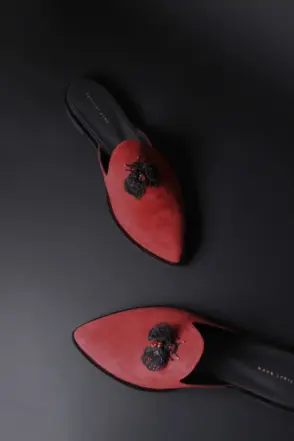 МЮЛИ MARK LEVILLEN