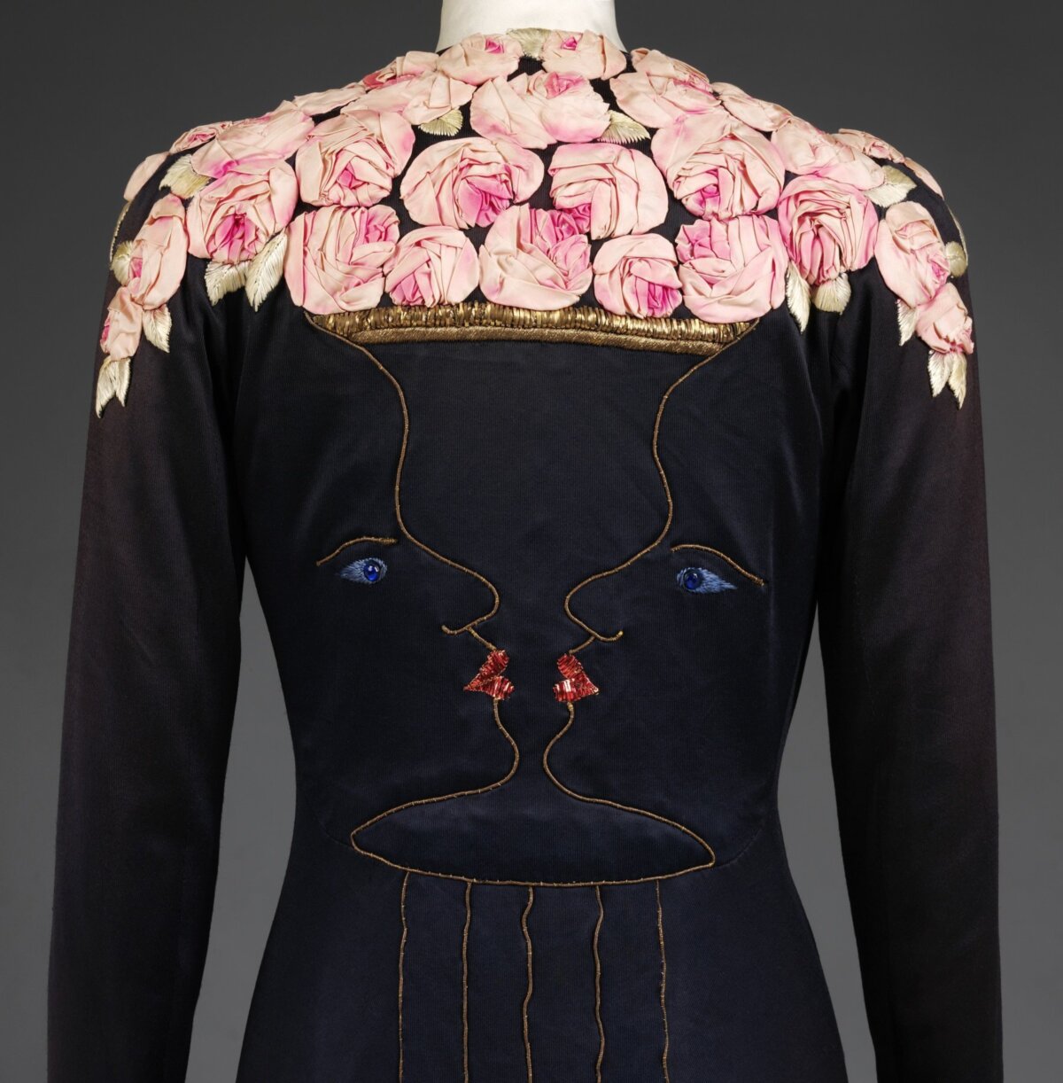 Жакет Schiaparelli в соатворстве с Жаном Кокто, 1937