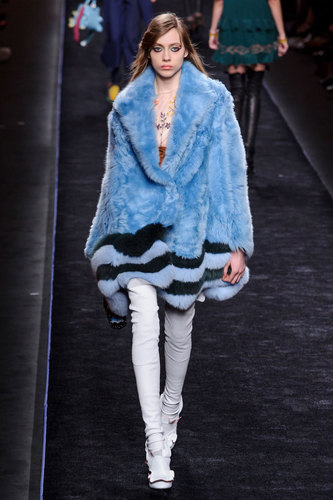 FENDI%2C%20%3Cbr%3E%u041E%u0421%u0415%u041D%u042C-%u0417%u0418%u041C%u0410%202016/2017