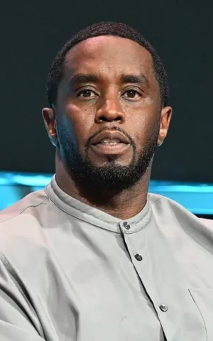 Рэпера P.Diddy арестовали. Ему предъявили обвинения в торговле людьми.