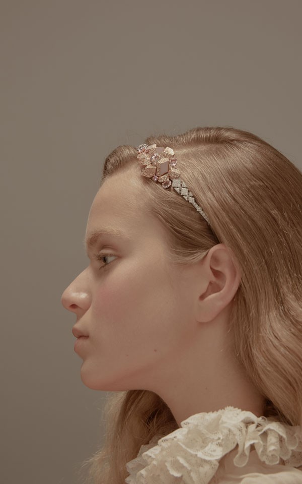 Украшение для волос из коллекции высокого ювелирного искусства Café Society, Chanel
