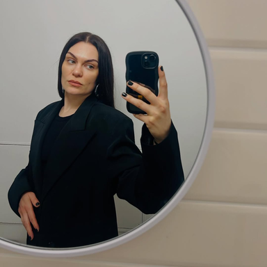 Джесси Джей