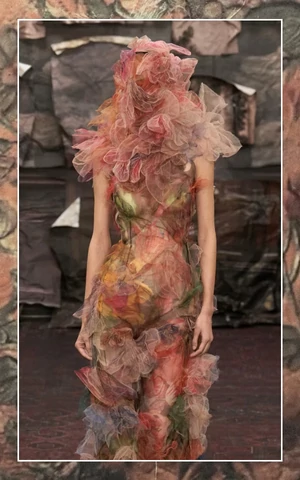 «‎Прекрасные призраки»: Ольга Карпуть — о дебютной коллекции Maison Margiela Гленна Мартенса