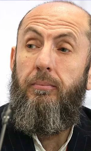 Директору МХАТ им. Горького Владимиру Кехману предъявили обвинение в растрате