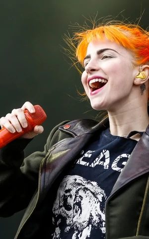 Вокалистка Paramore Хейли Уильямс выпустила 17 новых песен